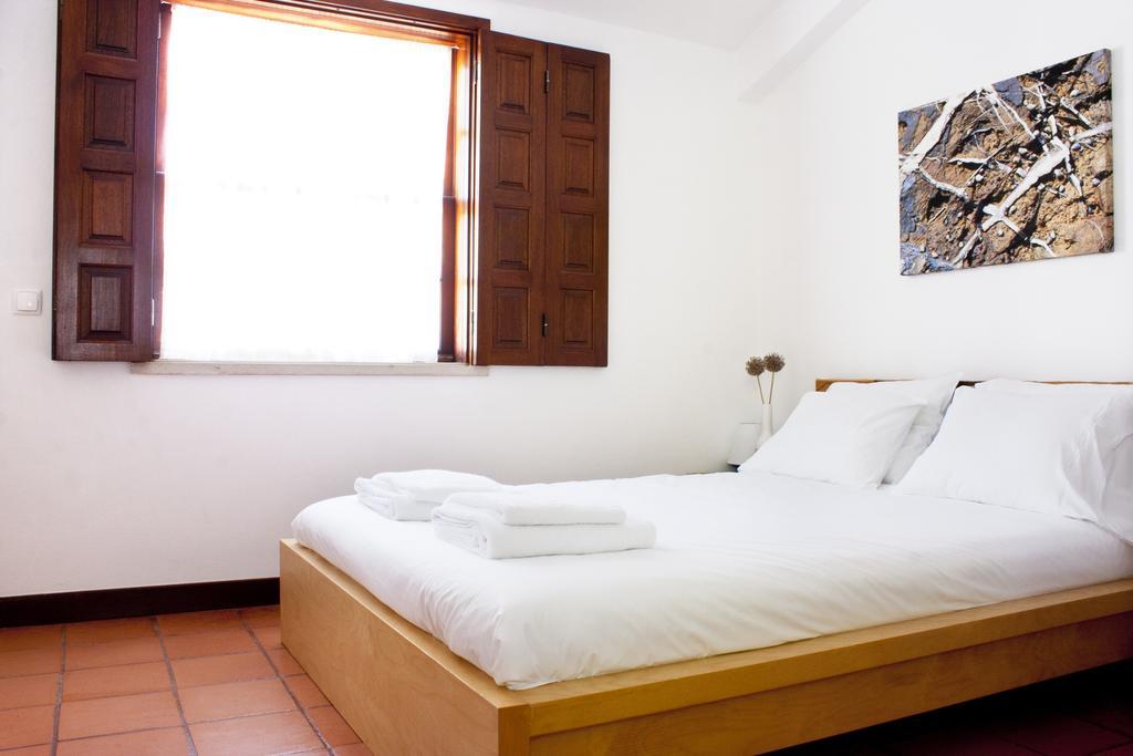 Bed and Breakfast A Casa Da Arvore Вила-Нова-де-Мильфонт Номер фото