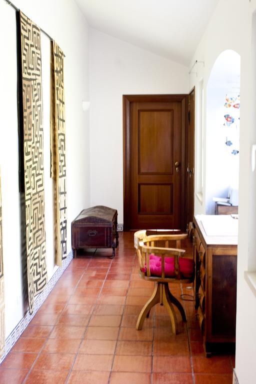 Bed and Breakfast A Casa Da Arvore Вила-Нова-де-Мильфонт Номер фото